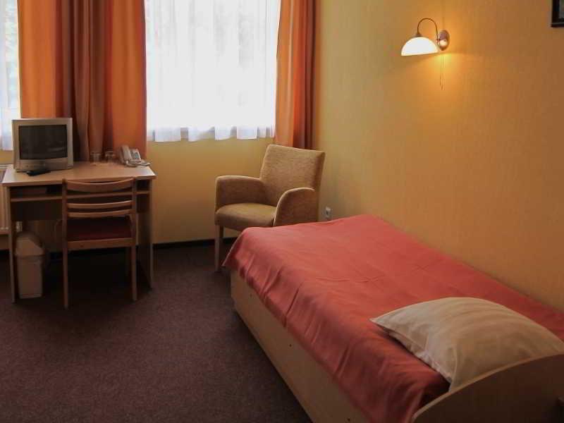 Hotel Vilmaja Riga Extérieur photo