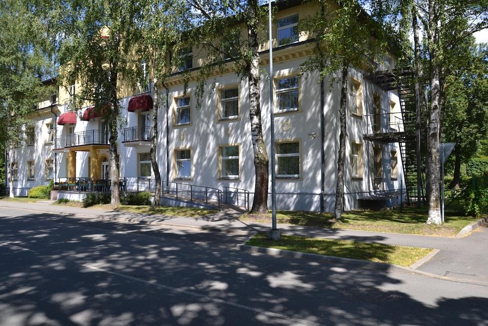 Hotel Vilmaja Riga Extérieur photo