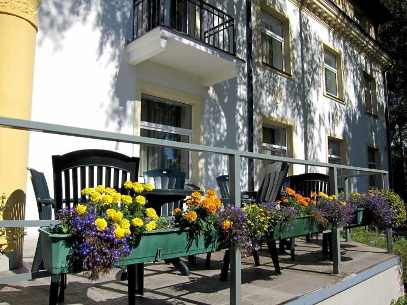 Hotel Vilmaja Riga Extérieur photo