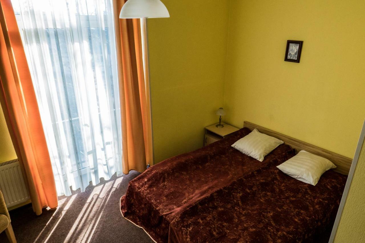 Hotel Vilmaja Riga Extérieur photo